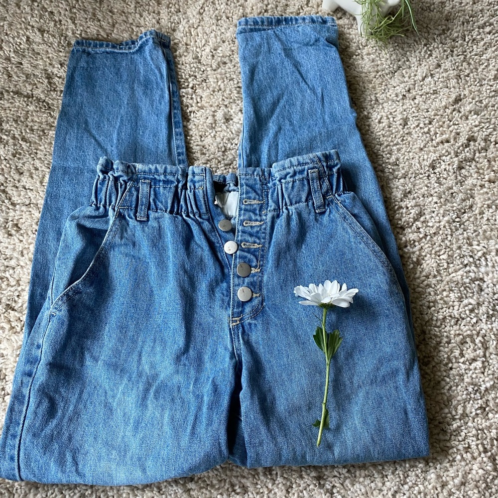 Forever 21 vintage stretchy multi button dark blue denim trendy mom jeans